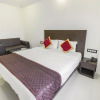 Отель OYO 14973 The Grand Kubera, фото 16