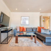 Отель Stunning 3-bed in the heart of London, фото 5