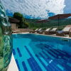 Отель Stylish Home With Private Heated Pool Basketball Court, фото 15