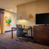 Отель La Quinta Inn & Suites by Wyndham Eugene, фото 3