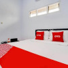 Отель OYO 90237 Ar 20 Guest House Syariah, фото 6