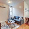 Отель Comfy Bayonne Townhome ~ 11 Mi to NYC Attractions в Байоне