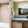 Отель Rodeway Inn, фото 10