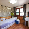 Отель Gudeok Guest House - Hostel, фото 6