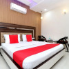Отель OYO 28122 Hotel C M Plaza, фото 5