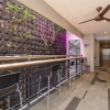 Отель RedDoorz Plus near Radio Dalam 3, фото 7
