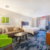 Отель Fairfield Inn & Suites by Marriott Chicago Naperville в Нейпервилле