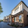 Отель Aujoy 4 Bed Townhouse Burwood 2, фото 21