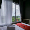 Отель RedDoorz near Exit Toll Sirkuit Sentul, фото 22
