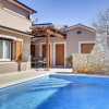 Отель Modern Holiday Home With Swimming Pool, Terrace With Bbq, Near the Center of Pula, фото 16