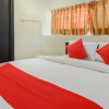 Отель Jay Radhe by OYO Rooms, фото 16