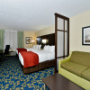 Отель Comfort Inn & Suites Near Universal Orlando Resort - Convention Ctr, фото 3