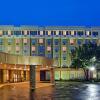 Отель Doubletree by Hilton Monroe Township Cranbury в Крэнбери