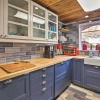 Отель Lake Cabin w/ King Bed, Foodie Kitchen, & Views, фото 14