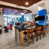 Отель Holiday Inn Express & Suites Atlanta N - Woodstock, an IHG Hotel, фото 10