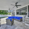Отель Stunning 3 Bd Pool House w Enchanting Water Views, фото 15