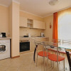 Отель Royal Sun - Sunny Cove Apartment, фото 7