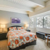 Отель Mv22: Waterfront Condo in Tahoe Keys . 3 Bedrooms 010630, фото 4