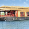 Отель GuestHouser 3 BHK Houseboat 9f4e, фото 1