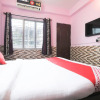 Отель OYO 11360 Western Enclave, фото 1