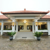 Отель Avila Ketapan Rame Hotel, фото 1
