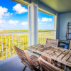 Отель Pelican Pointe 2 Bedroom Condo, фото 8