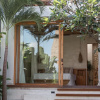 Отель Las Lunas Villas Canggu, фото 1