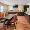 Отель TownePlace Suites Lake Jackson Clute, фото 8