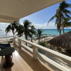 Отель Chichis and Charlies Beachfront, фото 14