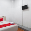 Отель RedDoorz @ Jalan Asia Medan, фото 5