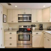 Отель In the Heart of Harbour Town 2BR 2BA Pool Access Close to Beach, фото 10