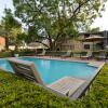 Отель Fallsway Apartments Louden Court, фото 14