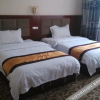 Отель Xuanwei Yitong Express Hotel, фото 2