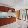 Отель A cheerful 3bedroom villa, with free parking., фото 3