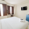 Отель Cozy Studio with City View at Elvis Tower Apartment, фото 11
