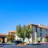 Отель Comfort Inn & Suites Lancaster Antelope Valley в Ланкастере