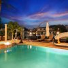 Отель Luxury Home Villa D' Amore Southern Florida Paradise Sleeps 10 5 Bedroom Villa by RedAwning, фото 11
