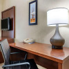 Отель Comfort Suites South, фото 39