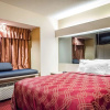 Отель Econo Lodge Inn & Suites Evansville, фото 5