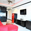 Отель Beach Condo Jomtien Pool View Large Modern 1 Bedroom Kitchen, фото 1
