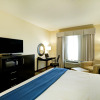 Отель Holiday Inn Express Hotel & Suites Houston NW-Brookhollow, an IHG Hotel, фото 3