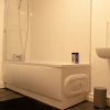 Отель Livestay - 3 bed Apt With Balcony Near Heathrow, фото 10