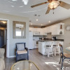 Отель Summer Breeze 201 1 Bedroom Condo by RedAwning, фото 10