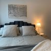 Отель Lavish Suites - Luxury One Bedroom Condo, фото 20