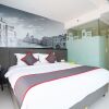 Отель Collection O 11 Life Style Surabaya, фото 7