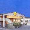 Отель Super 8 by Wyndham Salina/Scenic Hills Area, фото 1