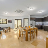 Отель Beautiful 1BR Condo w Large Balcony in Palm Beach, фото 8