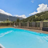 Отель Heated Pool Ski-In Walk-Out Perfect Hotel Room - CV210A by Redawning, фото 21