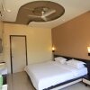 Отель SPOT ON 36080 Hotel Hari International, фото 3