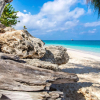 Отель Hampton by Hilton Grand Cayman Seven Mile Beach, фото 22